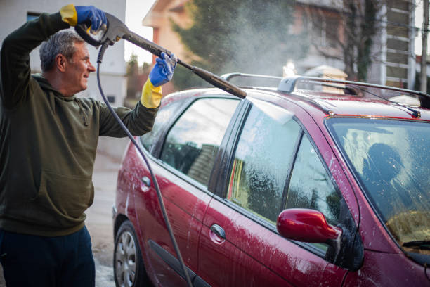 Why Choose Our Certified Pressure Washing Experts for Your Project Needs in Northfield, KY?